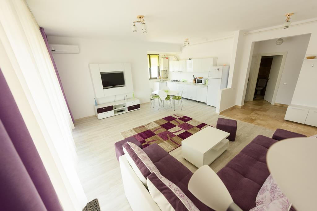 Purple Sun Apartment Navodari Luaran gambar