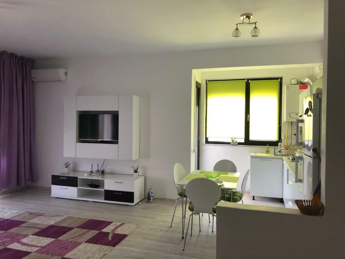 Purple Sun Apartment Navodari Luaran gambar